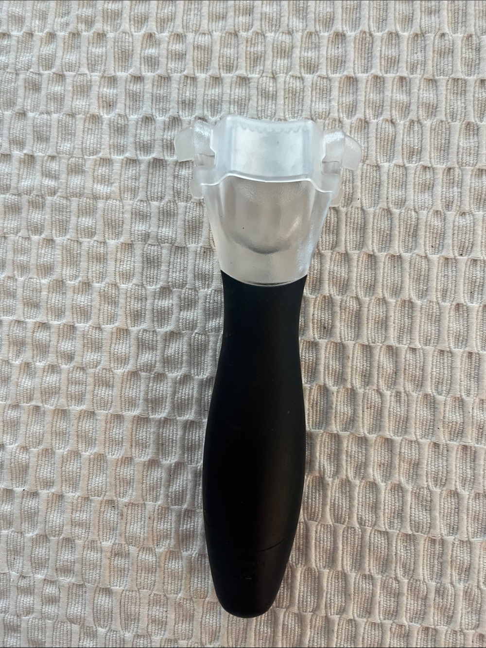 The pampered chef corn cornel peeler/stripper